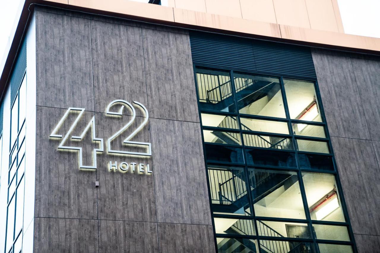 42 Hotel Williamsburg Нью-Йорк Экстерьер фото